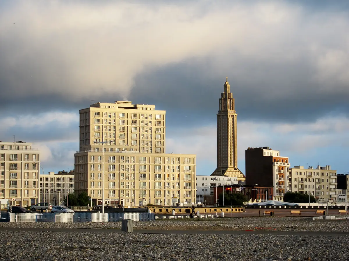 Plage du Havre — A.J.S. Nettoyages s'engage pour préserver l'environnement local